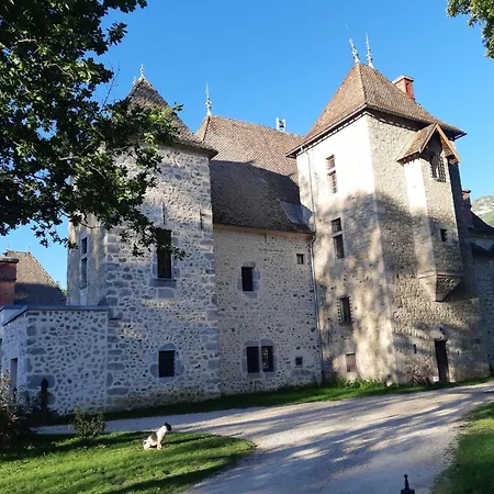 بيت للعطل Grand Chateau *